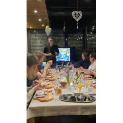 Honig erleben: So, 15.02.26...